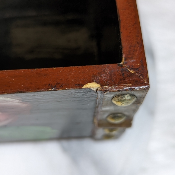 Vintage Hand Painted Roses Wood Jewelry Trinket Box Trunk Leather Trim - Picture 8 of 12